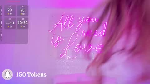 Snapshot of aleksandra_miller chatting on 11/09/25, 04:44 Aleksandra online show from 11/09/25, 04:44