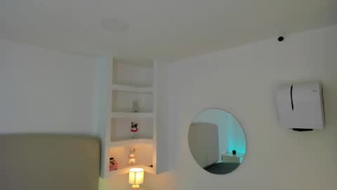 Aleksandra  online show from 01/14/26, 12:44