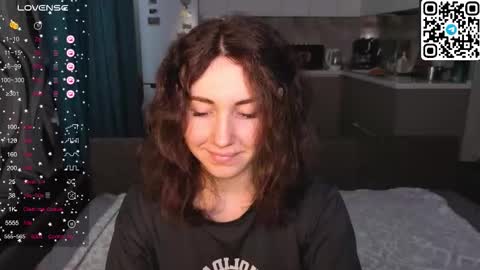 Alenkaaa online show from 12/15/25, 09:02