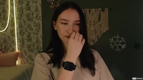 Alena online show from 12/14/24, 01:38