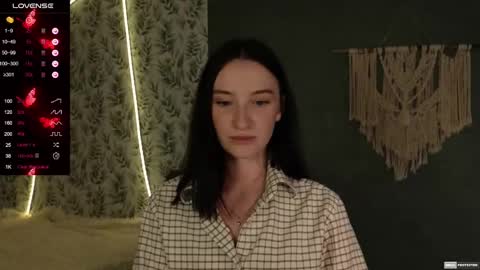 Alena online show from 01/30/25, 03:44