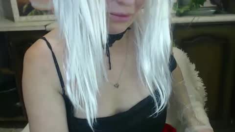 Snapshot of alenablack chatting on 03/03/25, 03:08 Luly online show from 03/03/25, 03:08