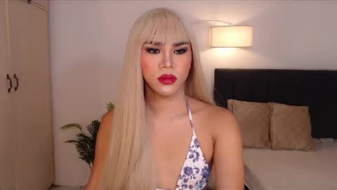 Snapshot of alenajones chatting on 12/02/24, 10:12 alenajones online show from 12/02/24, 10:12