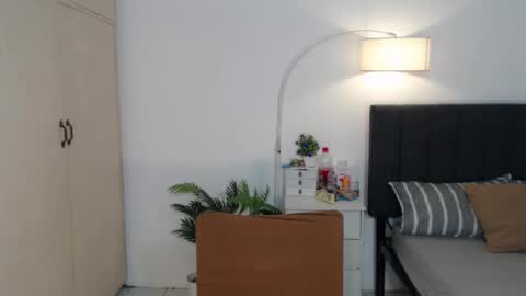 Snapshot of alenajones chatting on 12/09/24, 07:39 alenajones online show from 12/09/24, 07:39