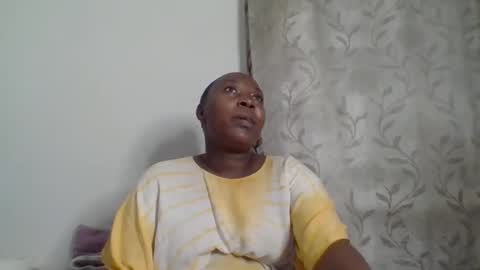 Noreen Kennth and Emilly online show from 10/08/25, 07:28