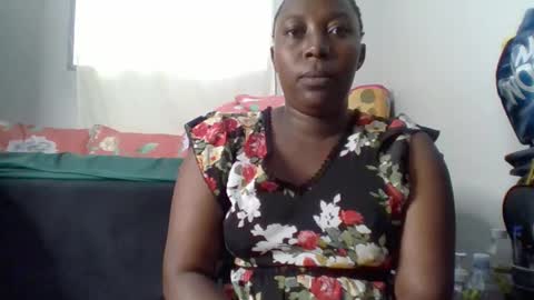 Noreen Kennth and Emilly online show from 11/05/25, 07:52