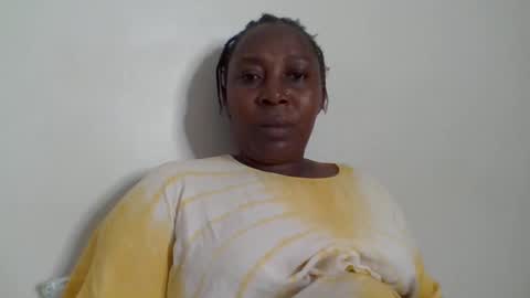 Noreen Kennth and Emilly online show from 02/05/26, 06:12