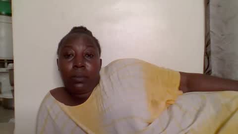 Noreen Kennth and Emilly online show from 03/19/26, 06:23