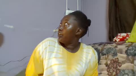 Noreen Kennth and Emilly online show from 04/19/26, 06:46