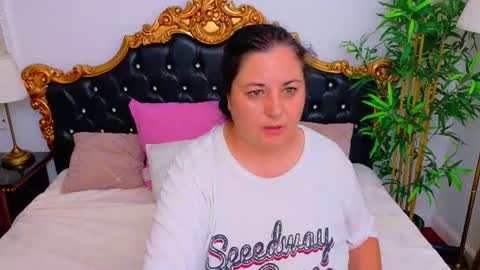 Snapshot of alesha_arabian_ chatting on 07/07/26, 08:02 alesha_arabian_ online show from 07/07/26, 08:02