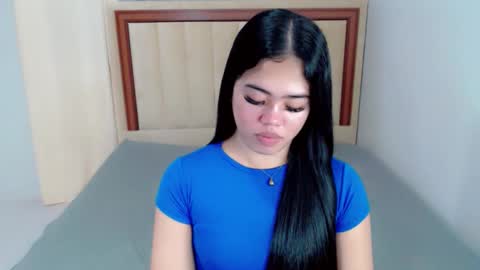 alesha_vibe_me online show from 10/28/25, 03:36