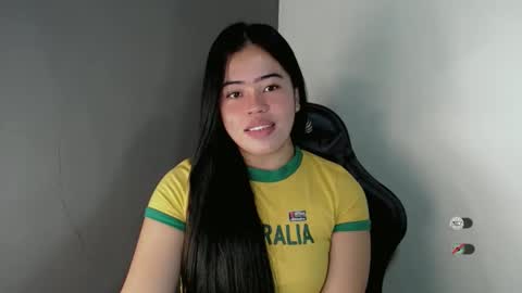 Snapshot of alesha_vibe_me chatting on 02/04/26, 01:17 alesha_vibe_me online show from 02/04/26, 01:17