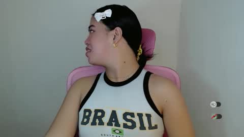 Snapshot of alesha_vibe_me chatting on 05/02/26, 02:00 alesha_vibe_me online show from 05/02/26, 02:00