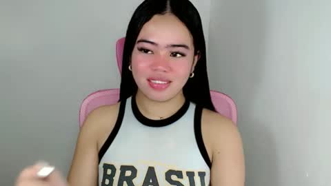 Snapshot of alesha_vibe_me chatting on 05/19/26, 02:23 alesha_vibe_me online show from 05/19/26, 02:23
