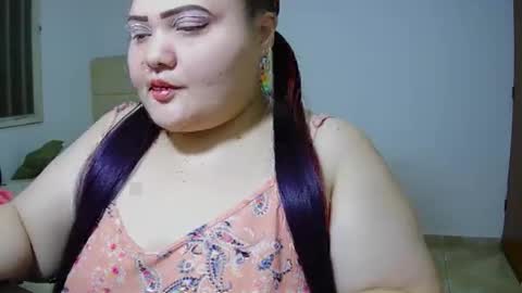 Snapshot of alesia_jones01 chatting on 04/21/26, 06:41 Alesia jones01 online show from 04/21/26, 06:41