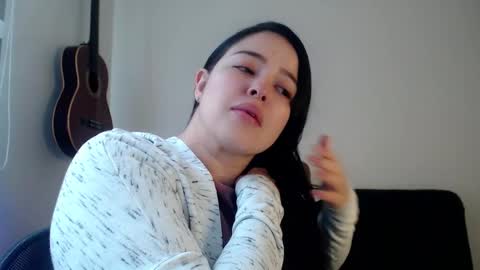 Aleska online show from 10/07/25, 03:09