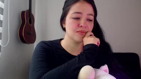 Aleska online show from 10/08/25, 02:47