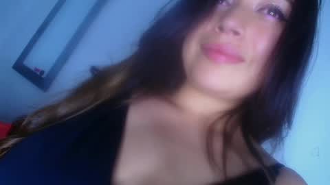 Snapshot of aleska_dollx chatting on 09/17/25, 12:23 QUEEN OFF MILk IM BACK 15 NOV online show from 09/17/25, 12:23