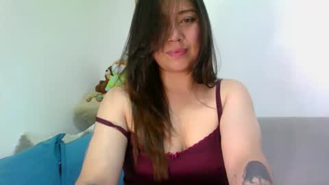 QUEEN OFF MILk  IM BACK  15 NOV online show from 01/16/26, 10:25