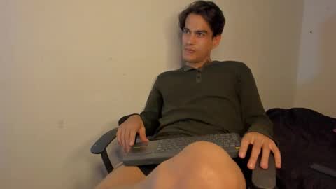 aless online show from 12/23/25, 02:31