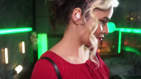 Alessa Goreng online show from 12/05/25, 07:39