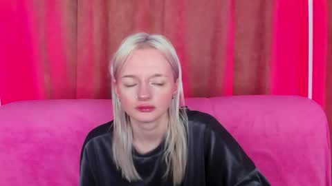 Snapshot of alessakiss chatting on 05/07/26, 02:06 alessakiss online show from 05/07/26, 02:06