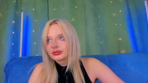 Snapshot of alessakiss chatting on 06/03/26, 02:33 alessakiss online show from 06/03/26, 02:33