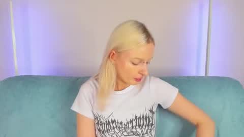 Snapshot of alessakiss chatting on 06/16/26, 08:17 alessakiss online show from 06/16/26, 08:17