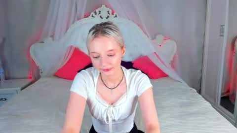 Snapshot of alessakiss chatting on 06/28/26, 09:15 alessakiss online show from 06/28/26, 09:15