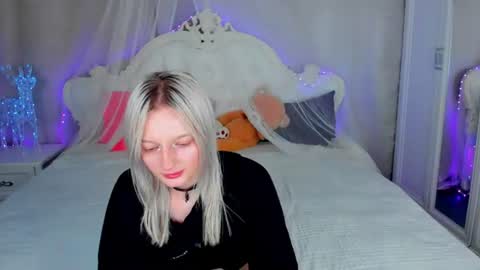 Snapshot of alessakiss chatting on 07/14/26, 02:05 alessakiss online show from 07/14/26, 02:05
