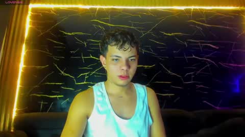 Snapshot of alessandro__777 chatting on 05/17/26, 05:16 Alessandro online show from 05/17/26, 05:16