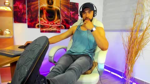 ALESSANDRO  WYE online show from 01/07/25, 09:40