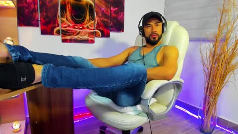 ALESSANDRO  WYE online show from 01/14/25, 08:09