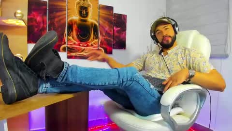 ALESSANDRO  WYE online show from 01/18/25, 08:41