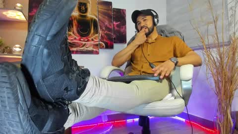 ALESSANDRO  WYE online show from 02/02/25, 05:10