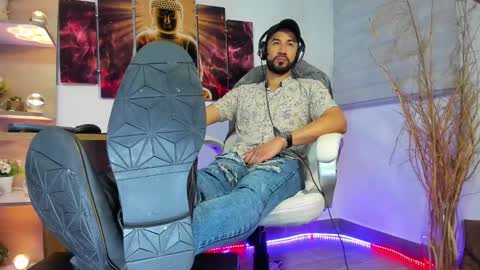 ALESSANDRO  WYE online show from 02/04/25, 01:56