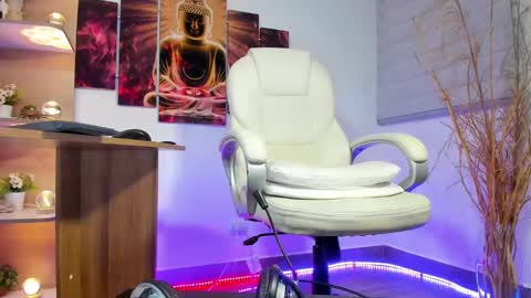 ALESSANDRO  WYE online show from 02/08/25, 05:29