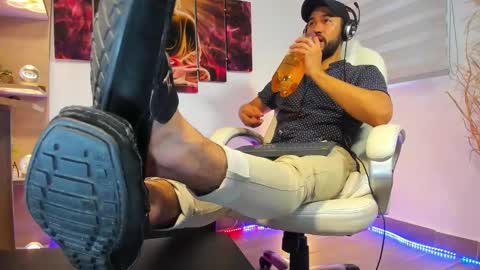 ALESSANDRO  WYE online show from 02/28/25, 11:47