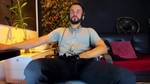 ALESSANDRO  WYE online show from 02/01/26, 08:57