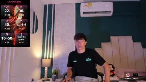 Alessandro Dybala online show from 09/14/25, 12:26