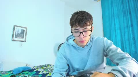 Alessandro Dybala online show from 04/08/26, 12:16