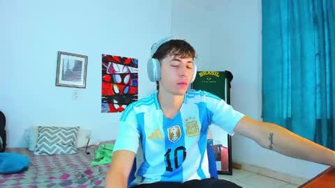 Alessandro Dybala online show from 04/23/26, 11:53