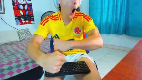 Snapshot of alessandro_dybala chatting on 05/06/26, 12:21 Alessandro Dybala online show from 05/06/26, 12:21