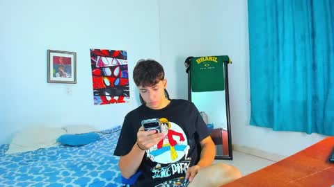 Snapshot of alessandro_dybala chatting on 05/19/26, 12:44 Alessandro Dybala online show from 05/19/26, 12:44