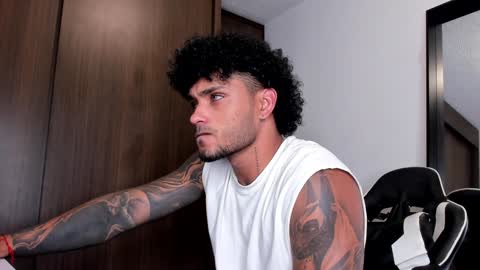 Alessandro Vanni online show from 01/07/25, 12:24