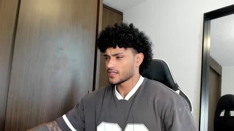 Alessandro Vanni online show from 01/08/25, 09:12