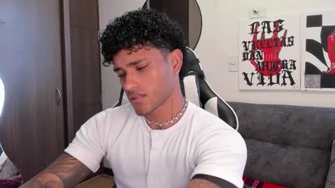 Alessandro Vanni online show from 01/06/26, 01:26