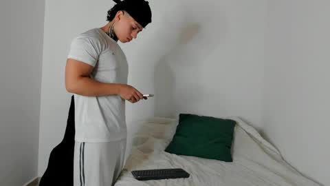 Alessandro online show from 03/30/26, 01:17