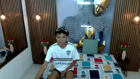 Snapshot of alessandroblack_ chatting on 07/23/26, 12:03 alessandroblack_ online show from 07/23/26, 12:03