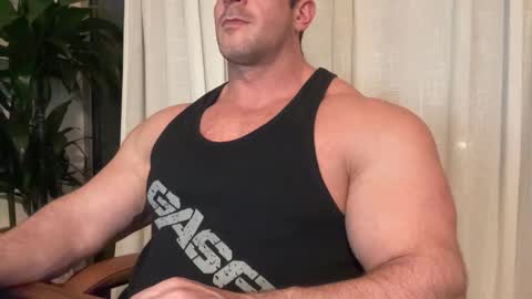 Alessandrobuilder online show from 10/16/25, 07:04